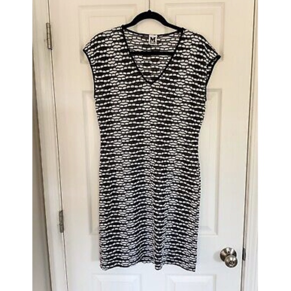 M Missoni Black & White Knit Stretch Sheath Dress - Picture 2 of 5